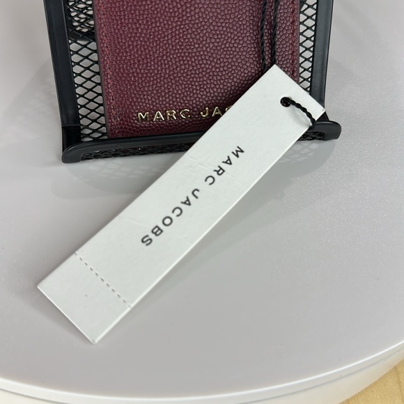 Marc Jacobs Burgundy Card Holder - Picture 6 of 7